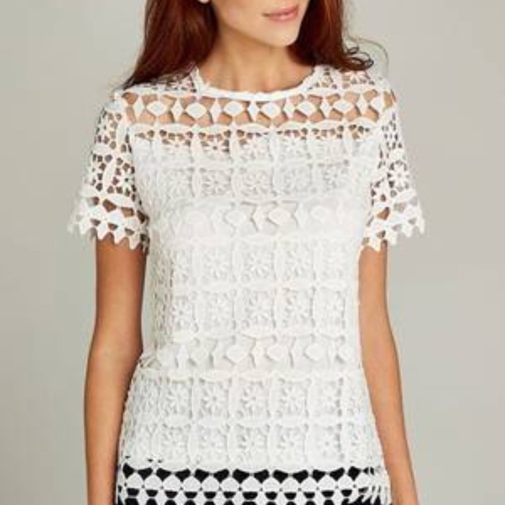 Apricot Cream Lace Short Sleeve Top NWT